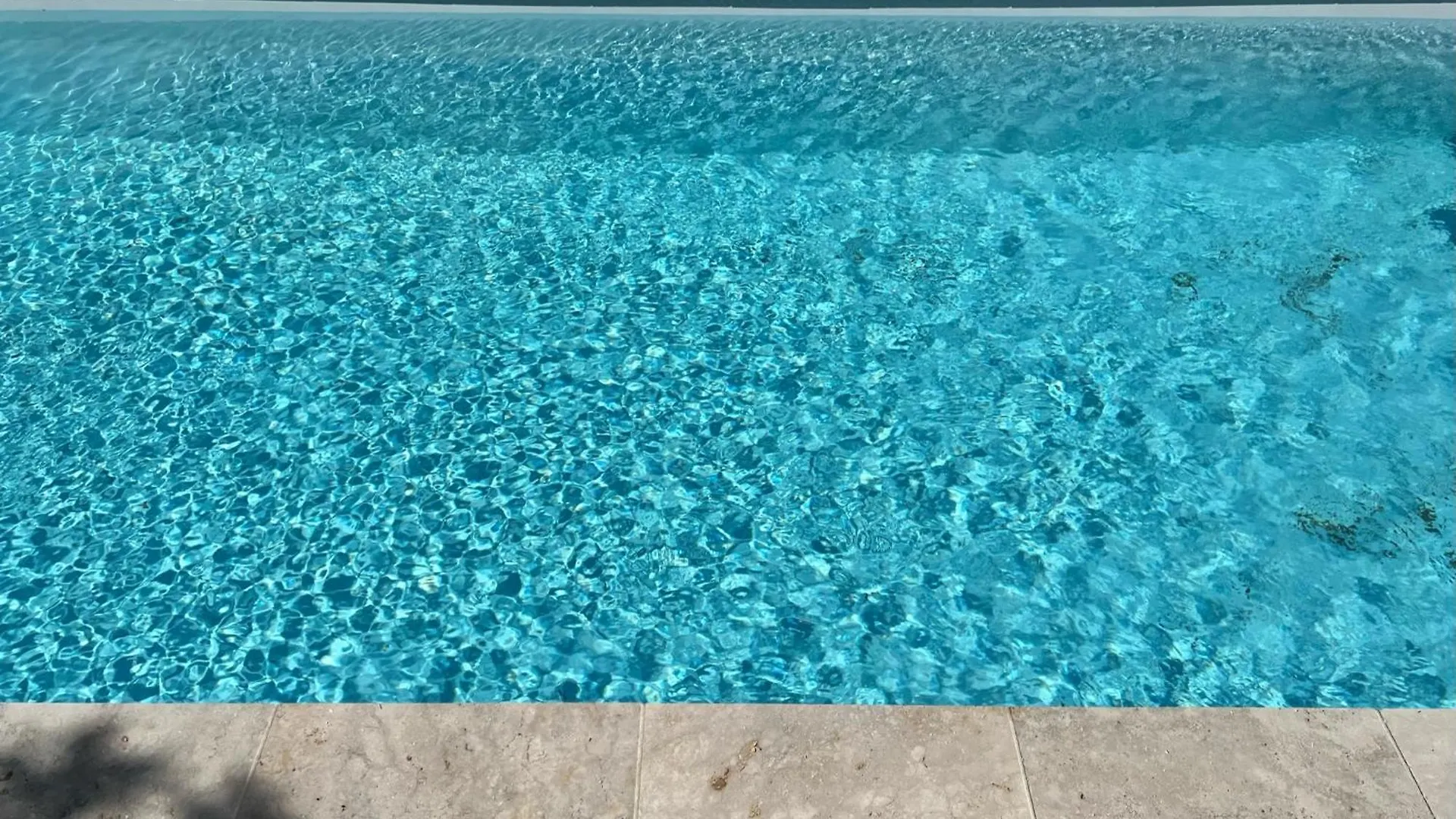 Holiday home Grande Maison Familiale Avec Piscine En Provence Rognes